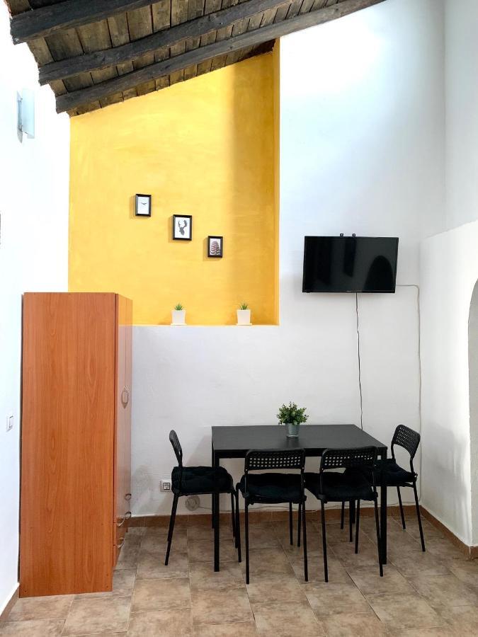 Casa Castillo Perales de Tajuna ภายนอก รูปภาพ