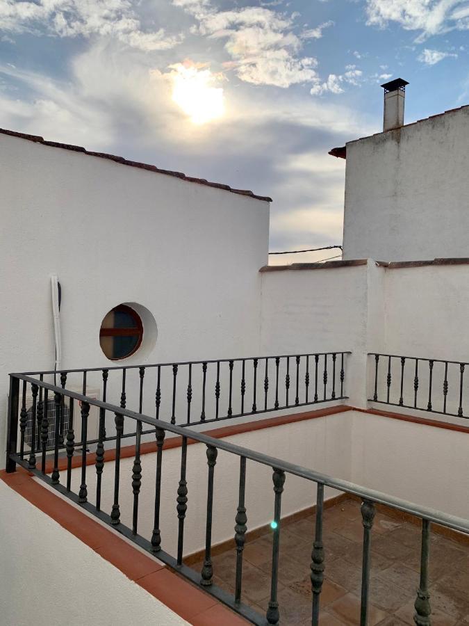 Casa Castillo Perales de Tajuna ภายนอก รูปภาพ