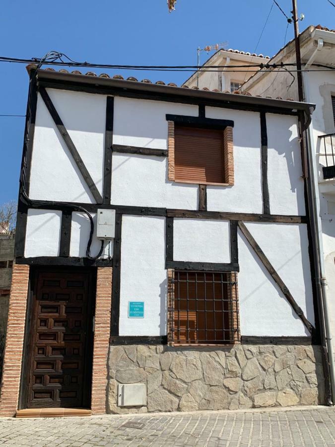 Casa Castillo Perales de Tajuna ภายนอก รูปภาพ